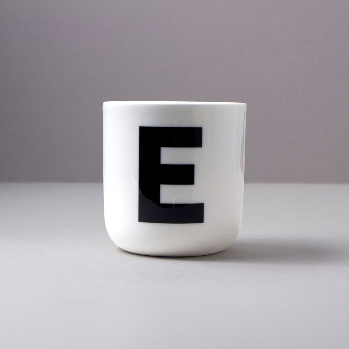 Classic letter - E (Mug)