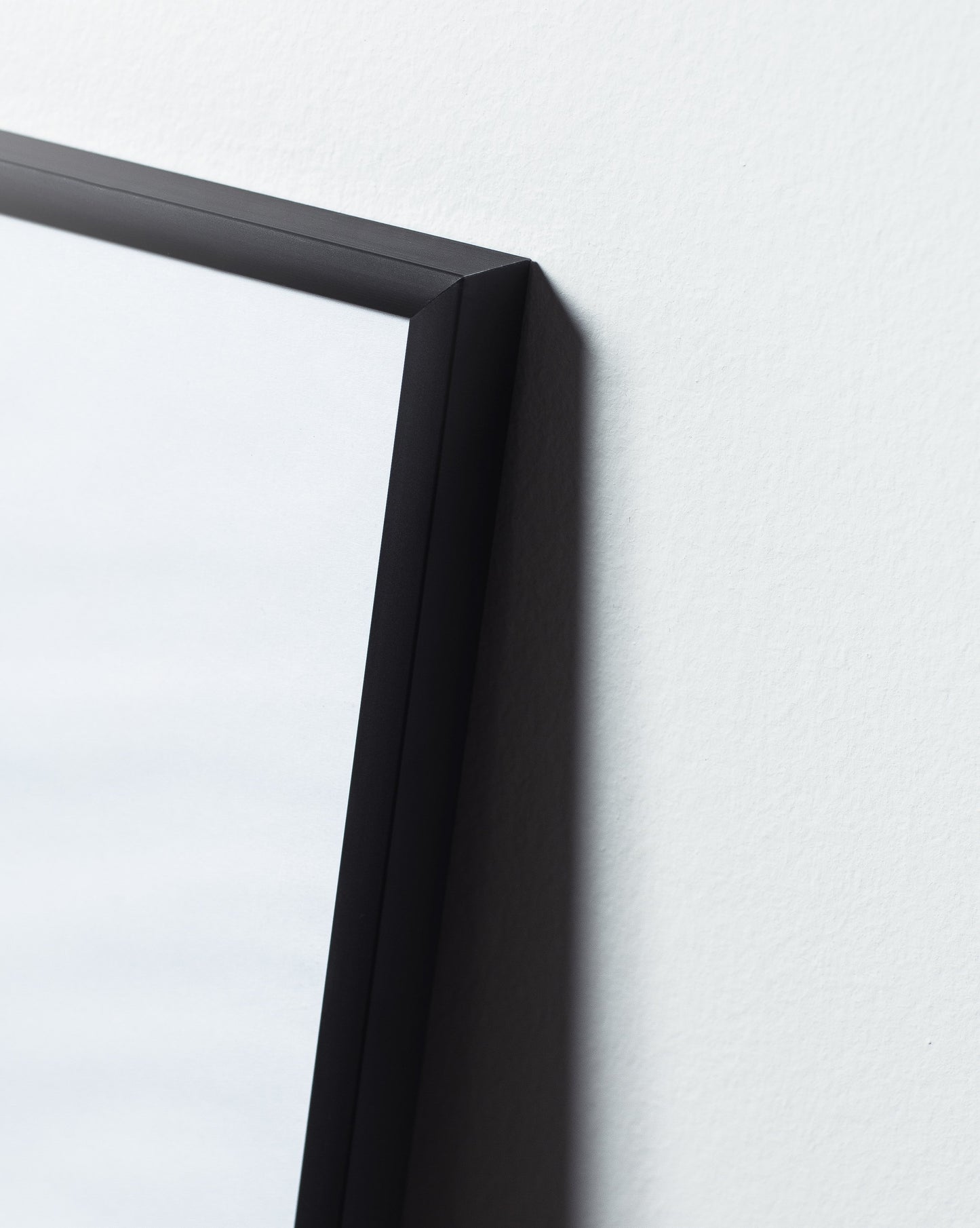 Frame - Black Aluminum