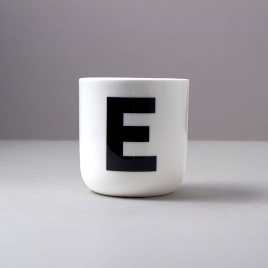 Classic letter - E (Mug)
