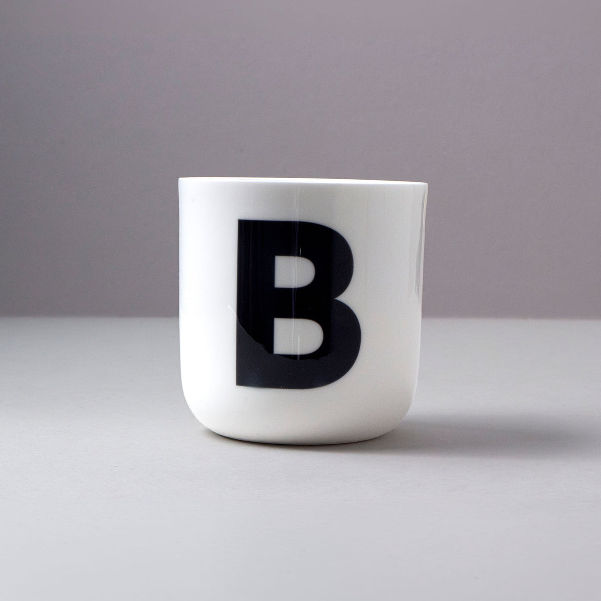 Classic letter - B (Mug)