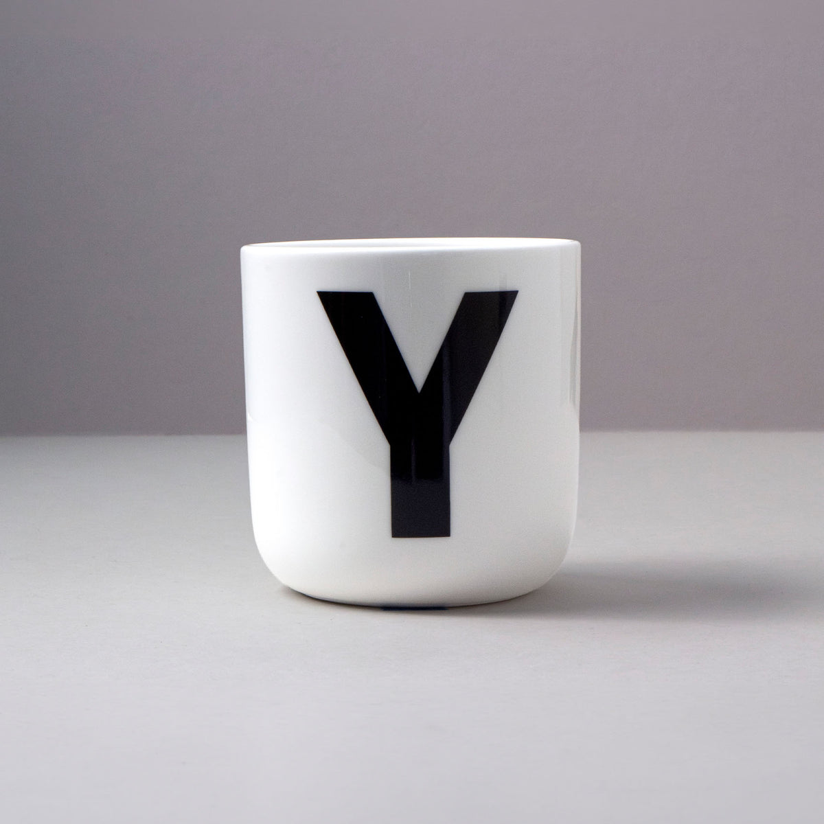 Classic letter - Y (Mug)
