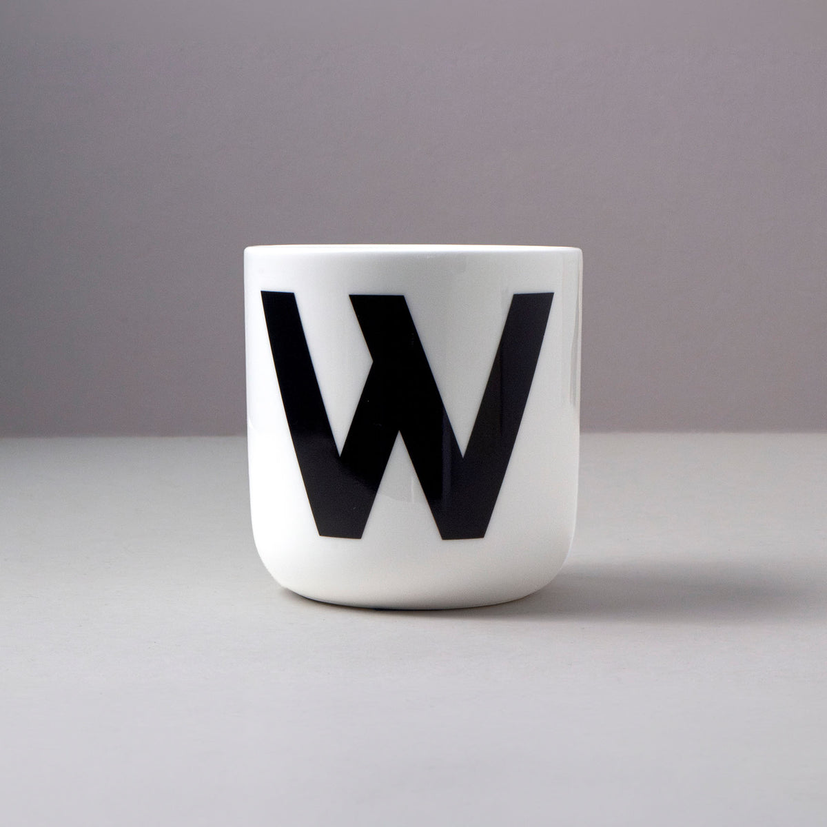 Classic letter - W (Mug)