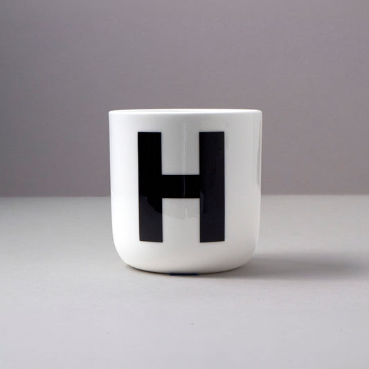 Classic letter - H (Mug)