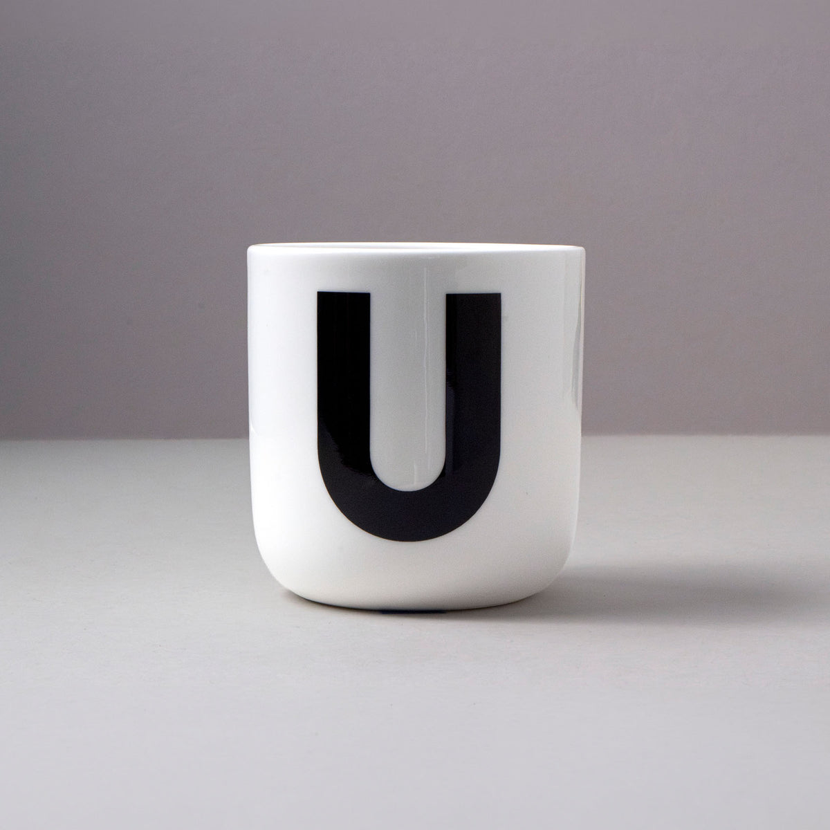 Classic letter - U (Mug)