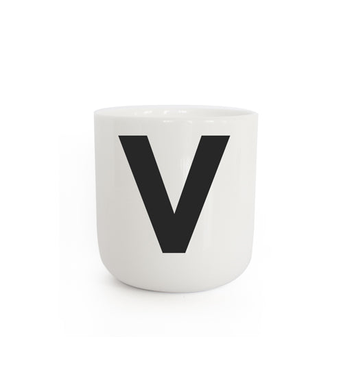 Classic letter - V (Mug)